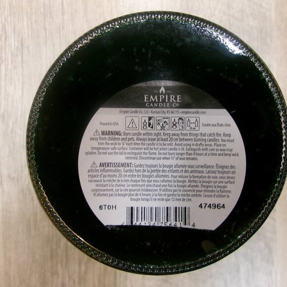 Tuscani Candle Winter Woods (balsam, cedar, frozen pine) "Yuletide Collection" - Picture 3 of 4